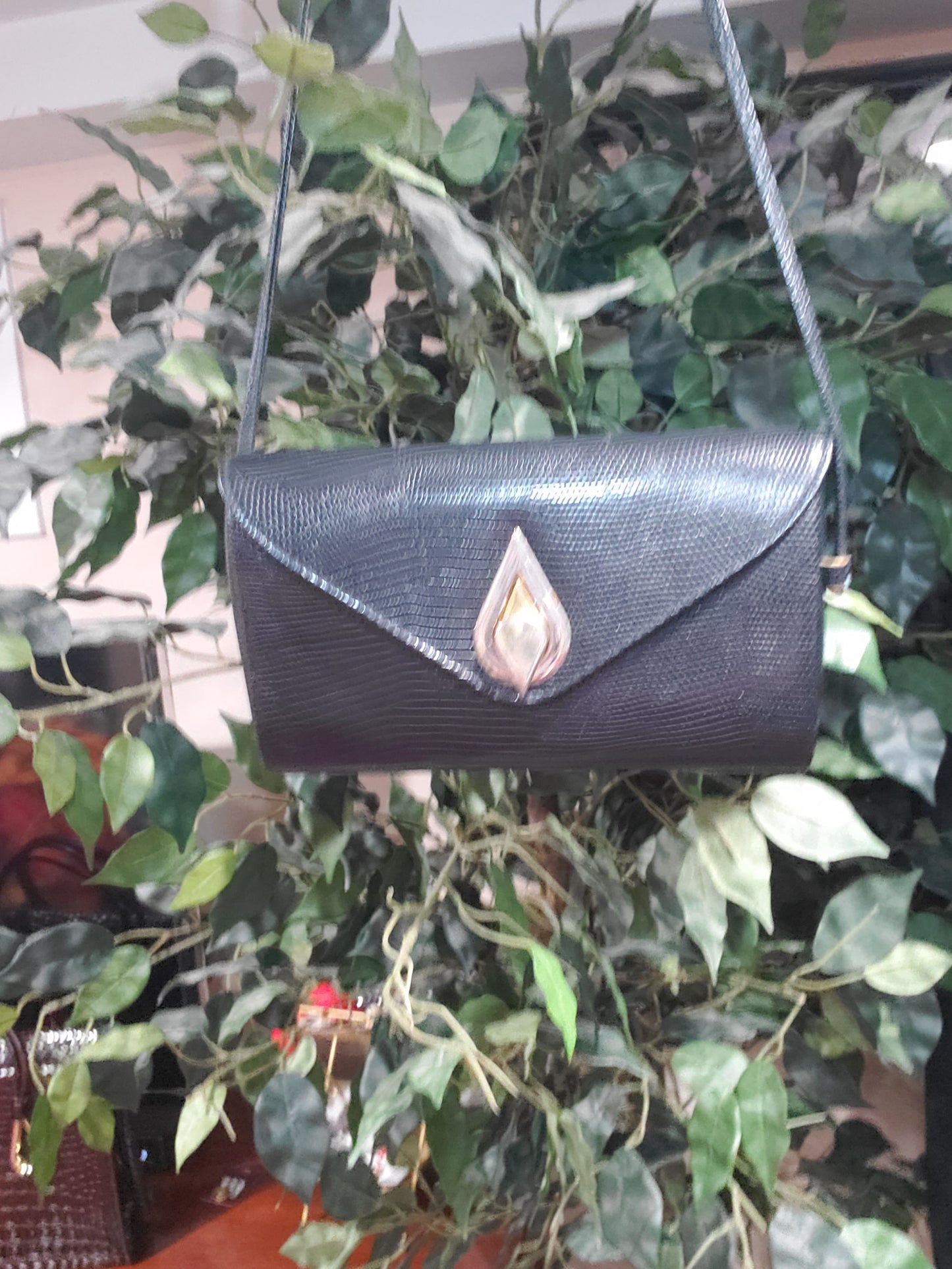 Teardrop Black Purse