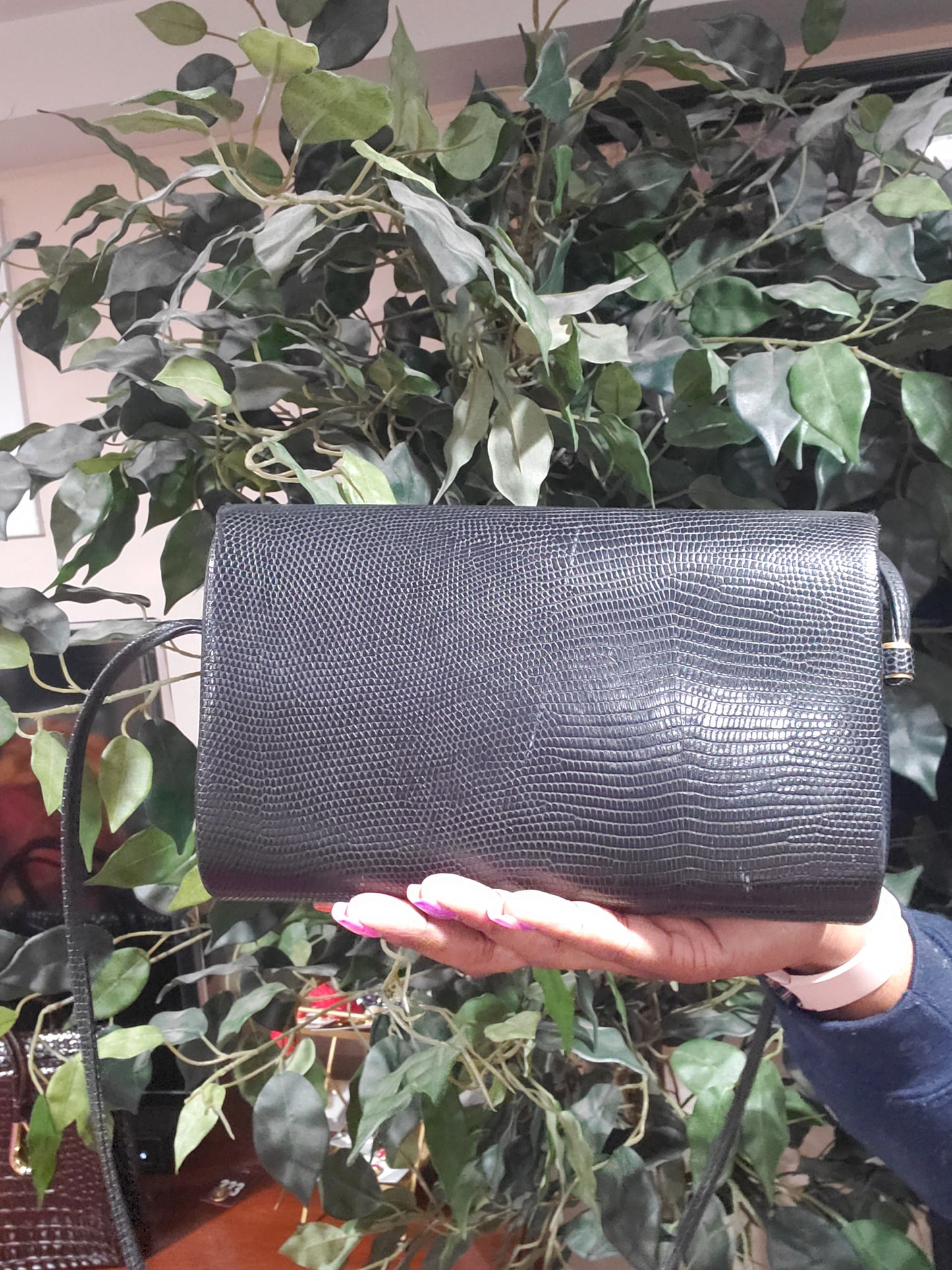 Teardrop Black Purse