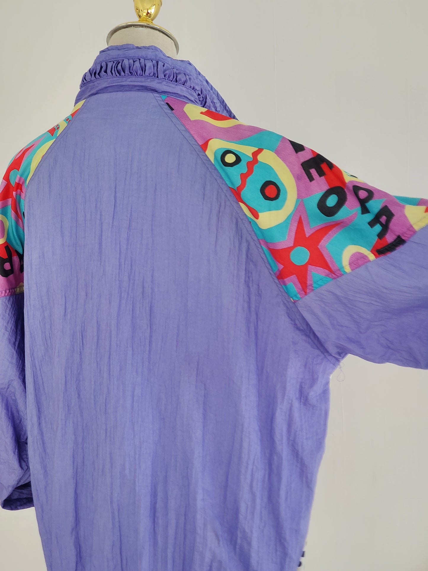 Rai Windbreaker